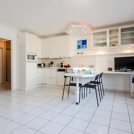 Studio Le Hoc-2 By Interhome Apartment